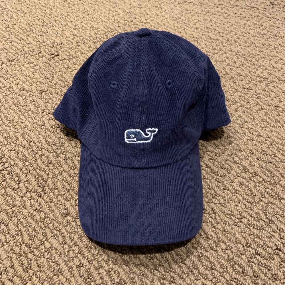 Brand New Vineyard Vines corduroy hat!